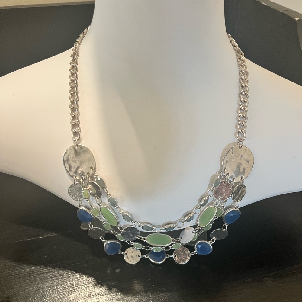 Talbots Multi-Strand Statement Necklace Silver Blue Green Hammered Discs - Picture 4 of 5